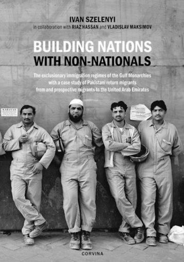 Building Nations with Non-Nationals termékhez kapcsolódó kép